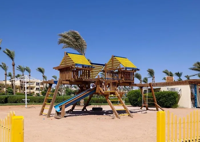 2-bdr With Sea View, 2nd Floor, 37 Apartment *